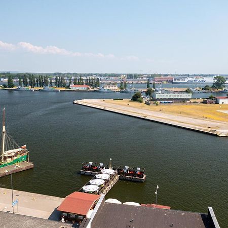 Apartament Z Widokiem Na Port - Visitopl Swinoujscie Kültér fotó