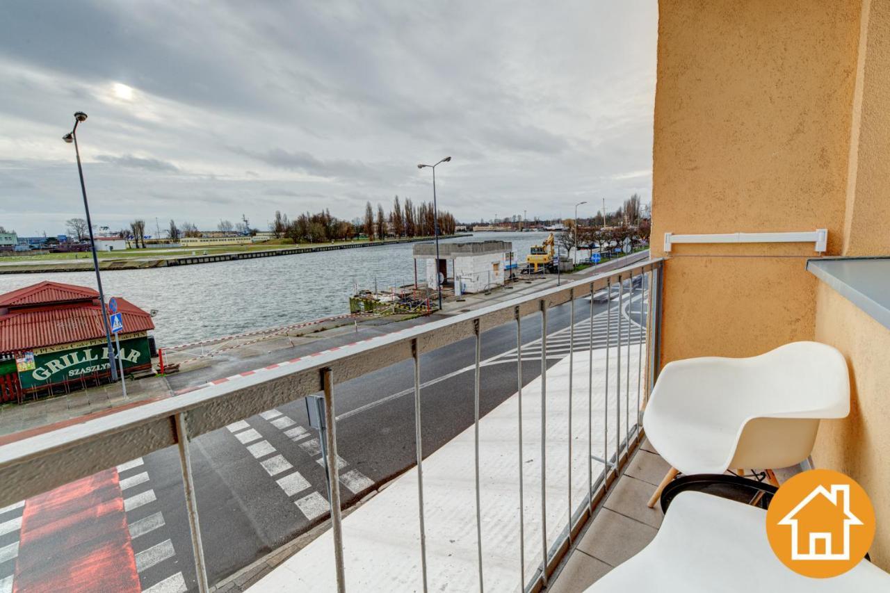 Apartament Z Widokiem Na Port - Visitopl Swinoujscie Kültér fotó