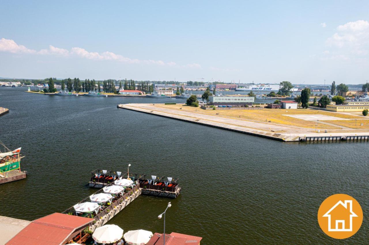 Apartament Z Widokiem Na Port - Visitopl Swinoujscie Kültér fotó